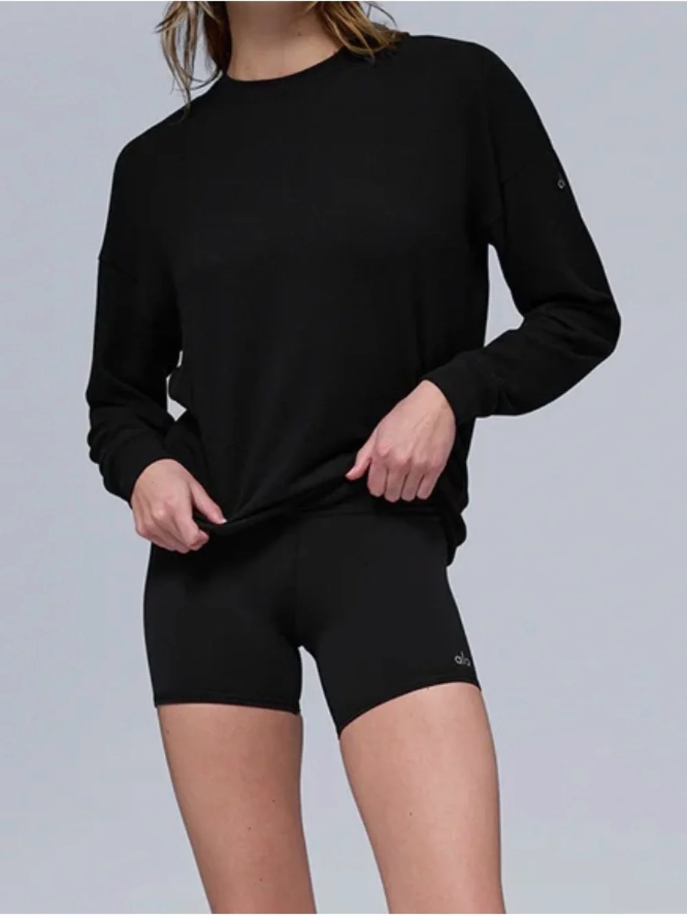 ALO Yoga Soho Pullover